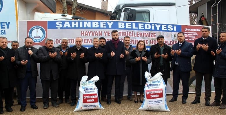 Şahinbey den hayvan yetiştiricilerine 7 bin ton yem desteği